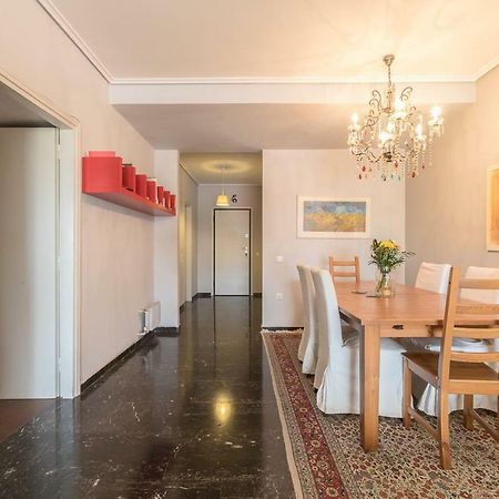 Spacious & Modern Flat In Heart Of เอเธนส์ ภายนอก รูปภาพ