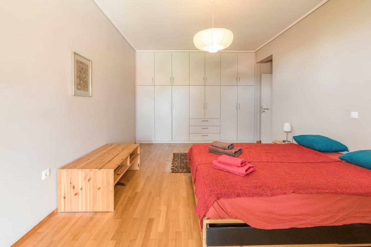 Spacious & Modern Flat In Heart Of เอเธนส์ ภายนอก รูปภาพ