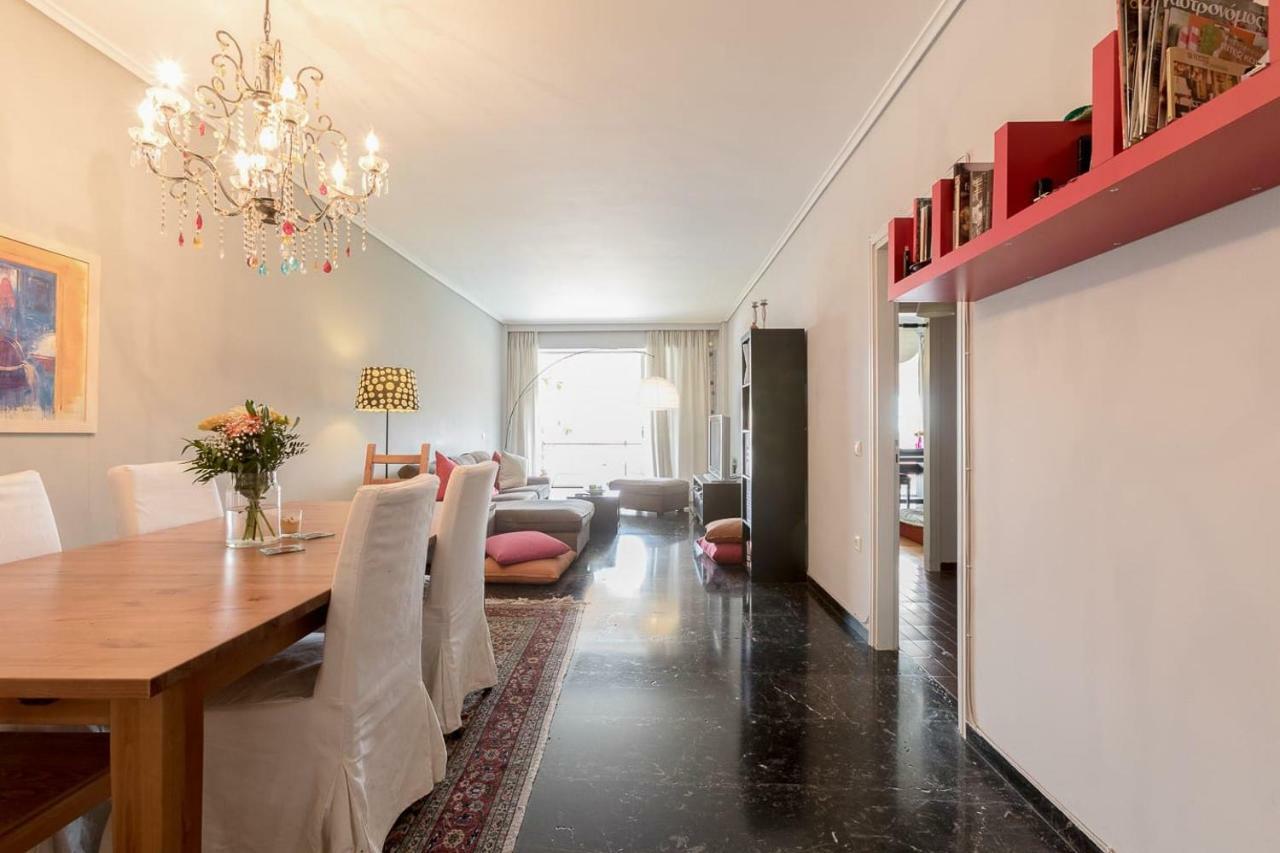 Spacious & Modern Flat In Heart Of เอเธนส์ ภายนอก รูปภาพ